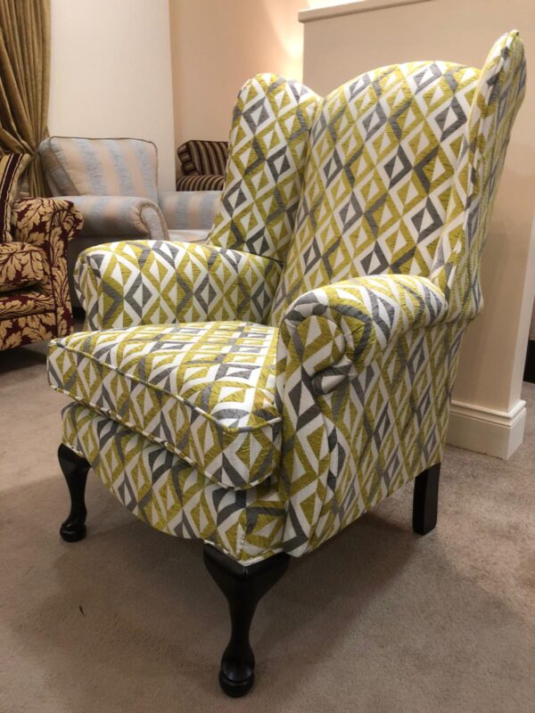 Yellow queen store anne chair